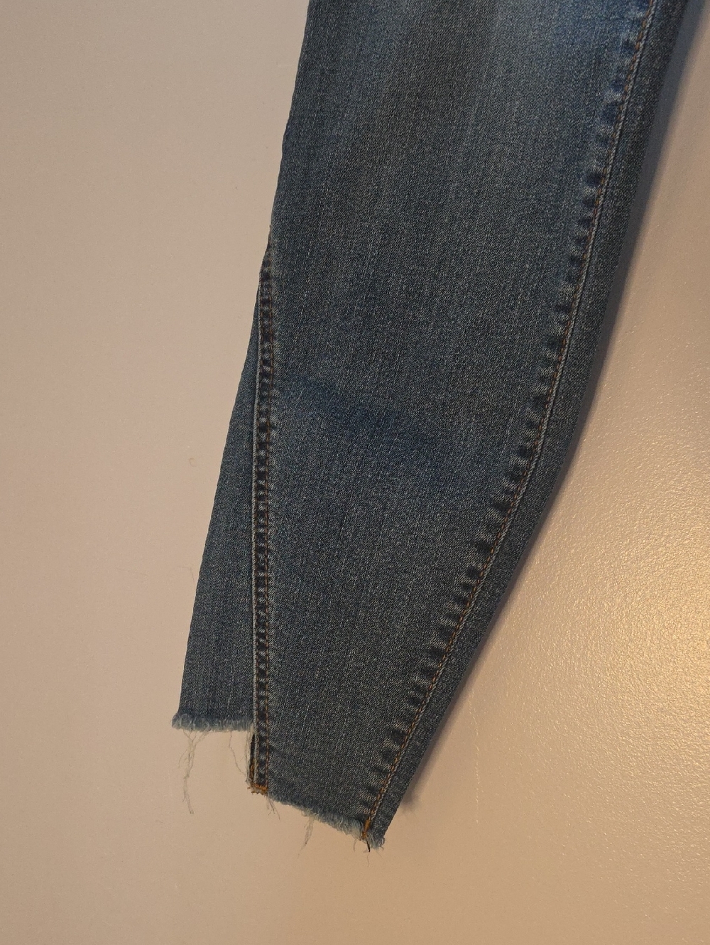Classic Blue Denim Women’s Jeans - Picture 4 of 7